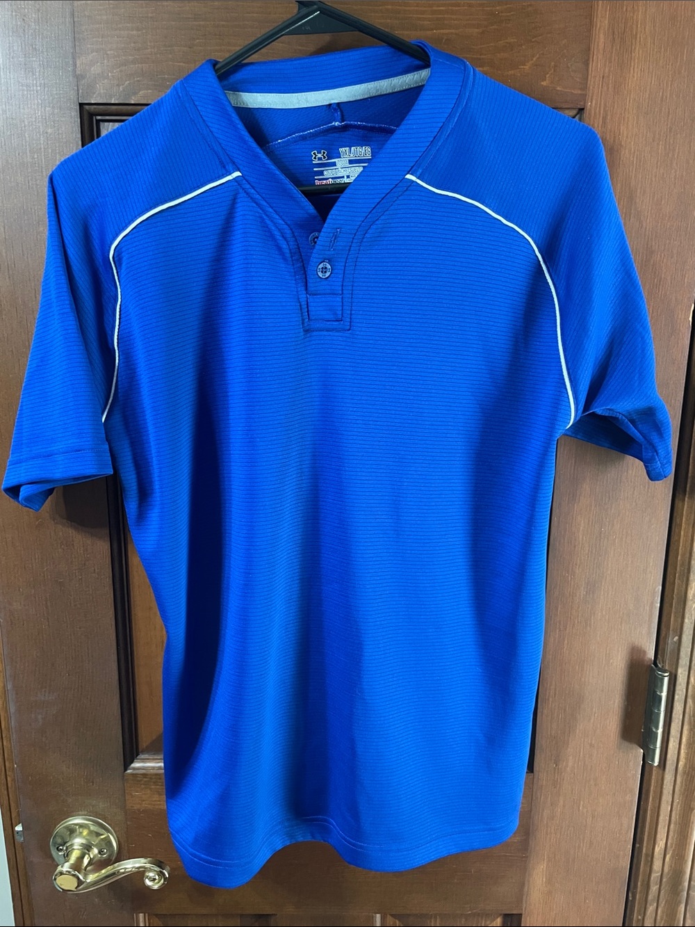 Under Armour Men’s Bright Royal Blue Short-Sleeve Henley Polo